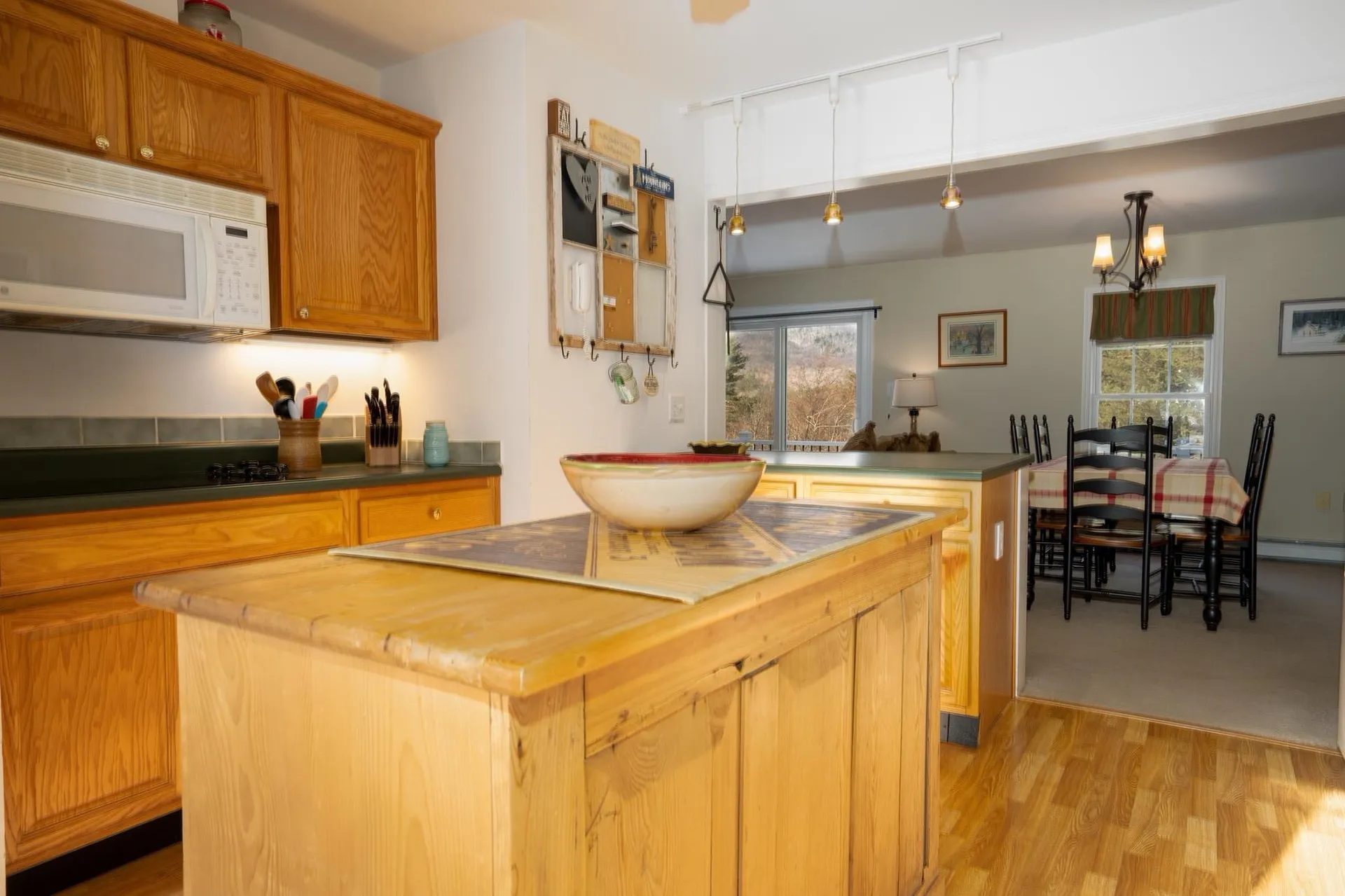 58 Wildflower Lane Sunderland VT 05250