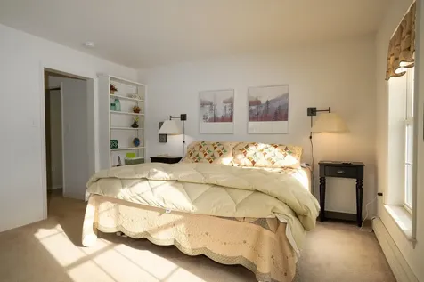 58 Wildflower Lane Sunderland VT 05250