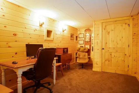 58 Wildflower Lane Sunderland VT 05250