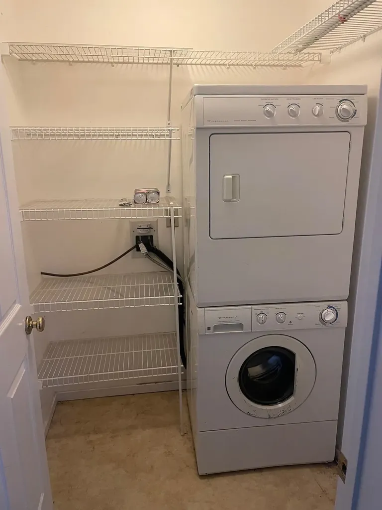 17 Eastman Farm Road Burlington VT 05401