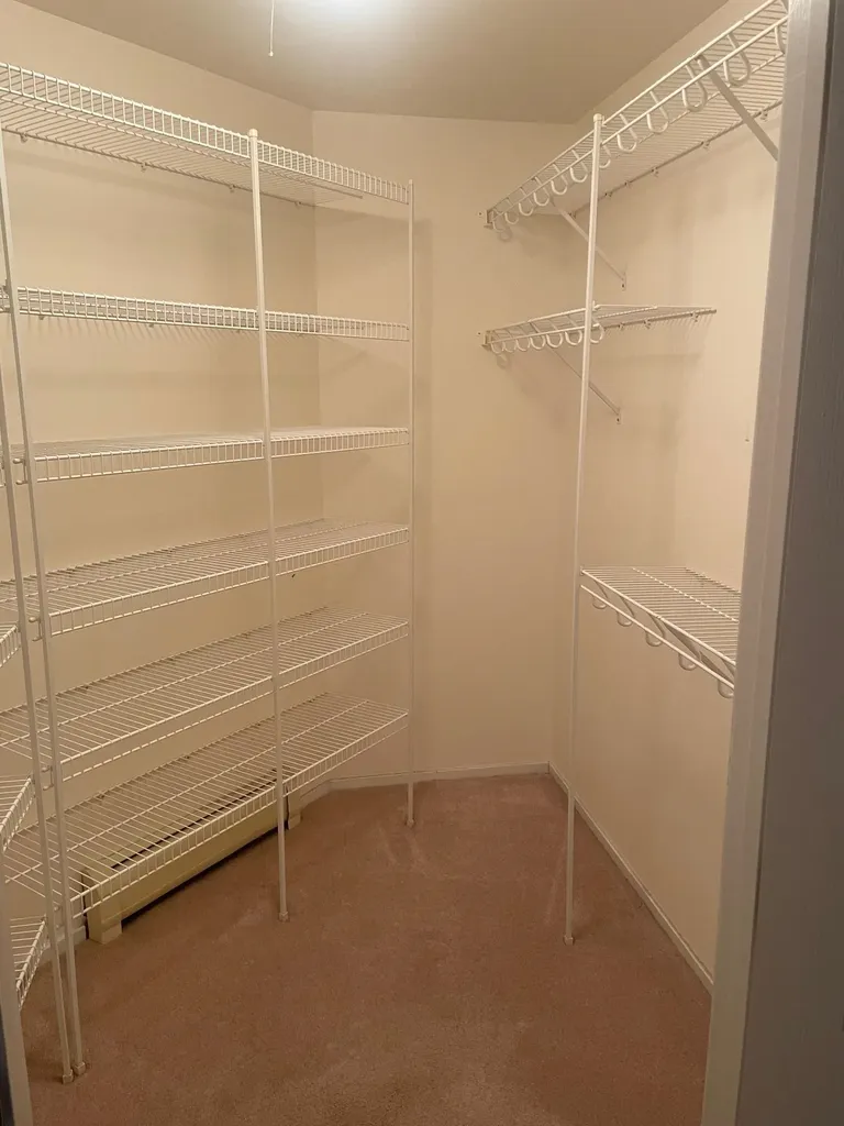 17 Eastman Farm Road Burlington VT 05401