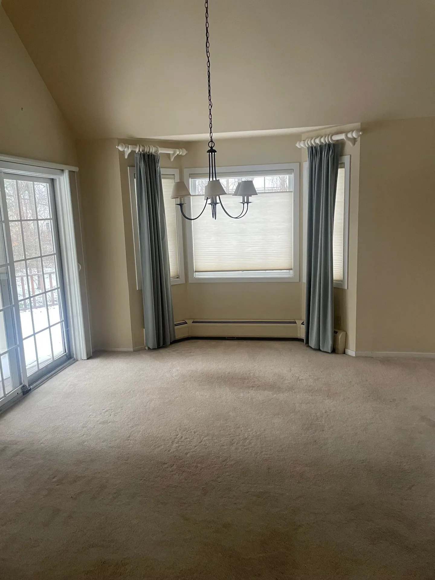 17 Eastman Farm Road Burlington VT 05401