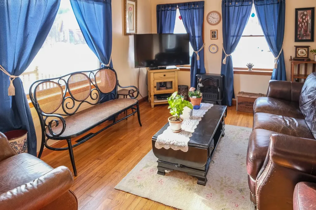 6293 Route 106 Reading VT 05062