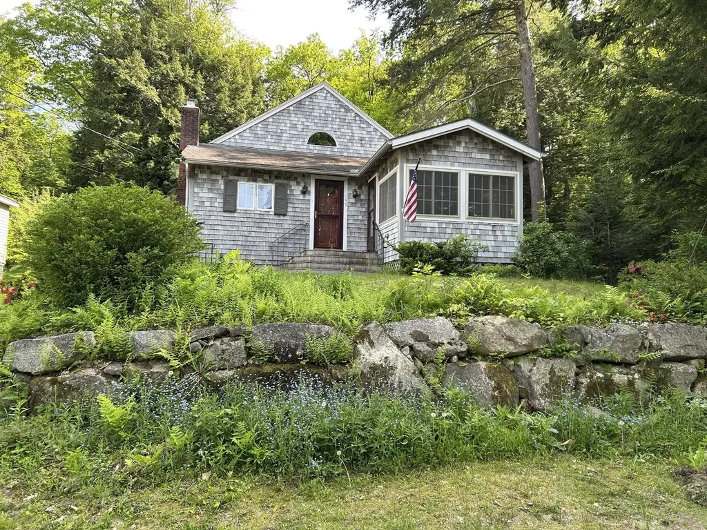155 Whittemore Point Road Bridgewater NH 03222