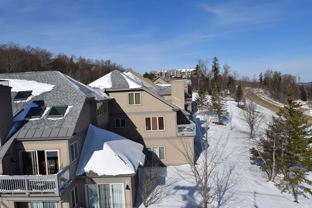 69 Daybreak Drive Ludlow VT 05149