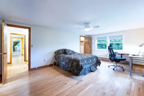 48 Middle Road Norwich VT 05055