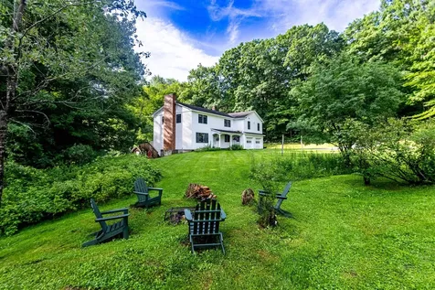 48 Middle Road Norwich VT 05055