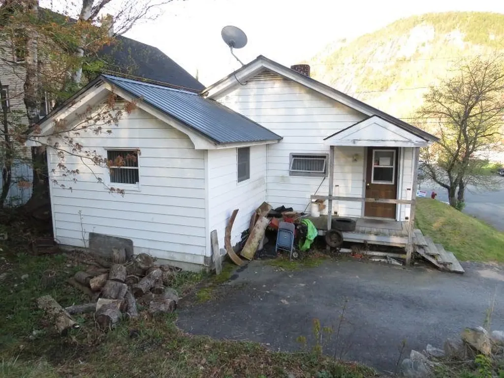 416 Madison Avenue Berlin NH 03570