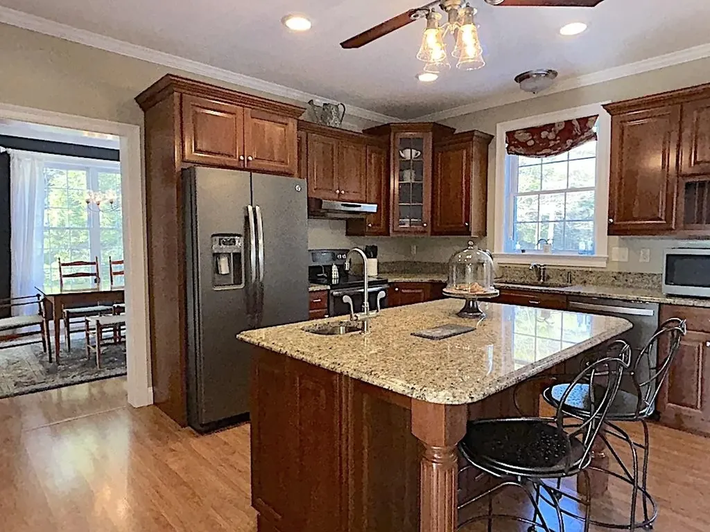 85 Contoocook Lane Peterborough NH 03458