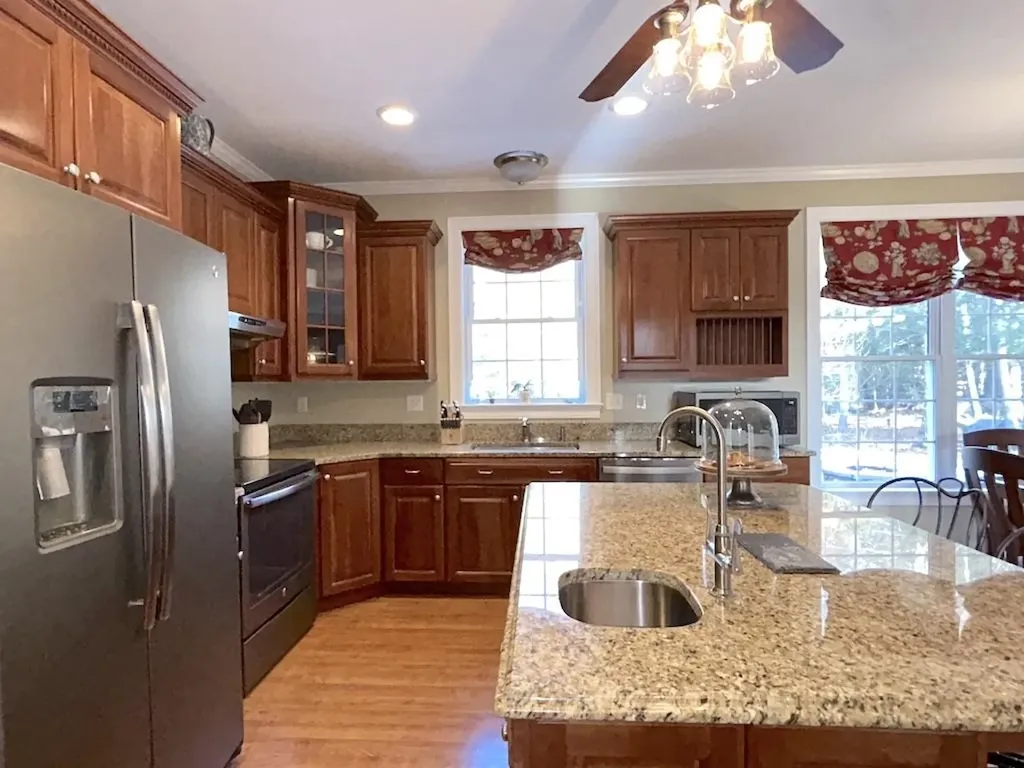 85 Contoocook Lane Peterborough NH 03458