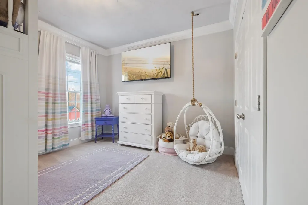 8 Willow Vale Road Atkinson NH 03811