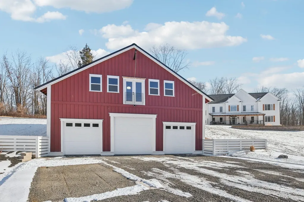 8 Willow Vale Road Atkinson NH 03811