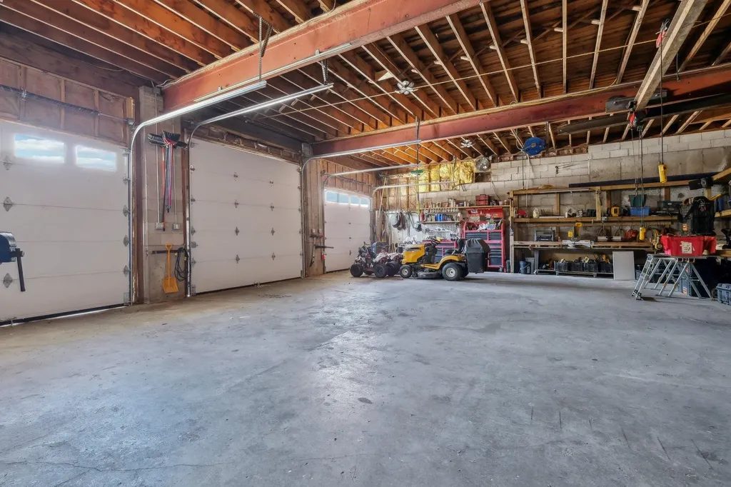 8 Willow Vale Road Atkinson NH 03811