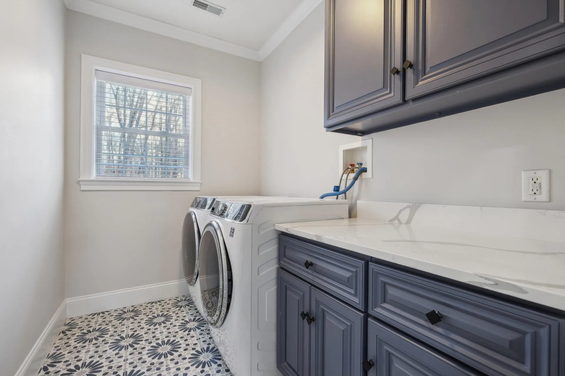 8 Willow Vale Road Atkinson NH 03811