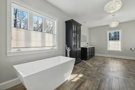 8 Willow Vale Road Atkinson NH 03811