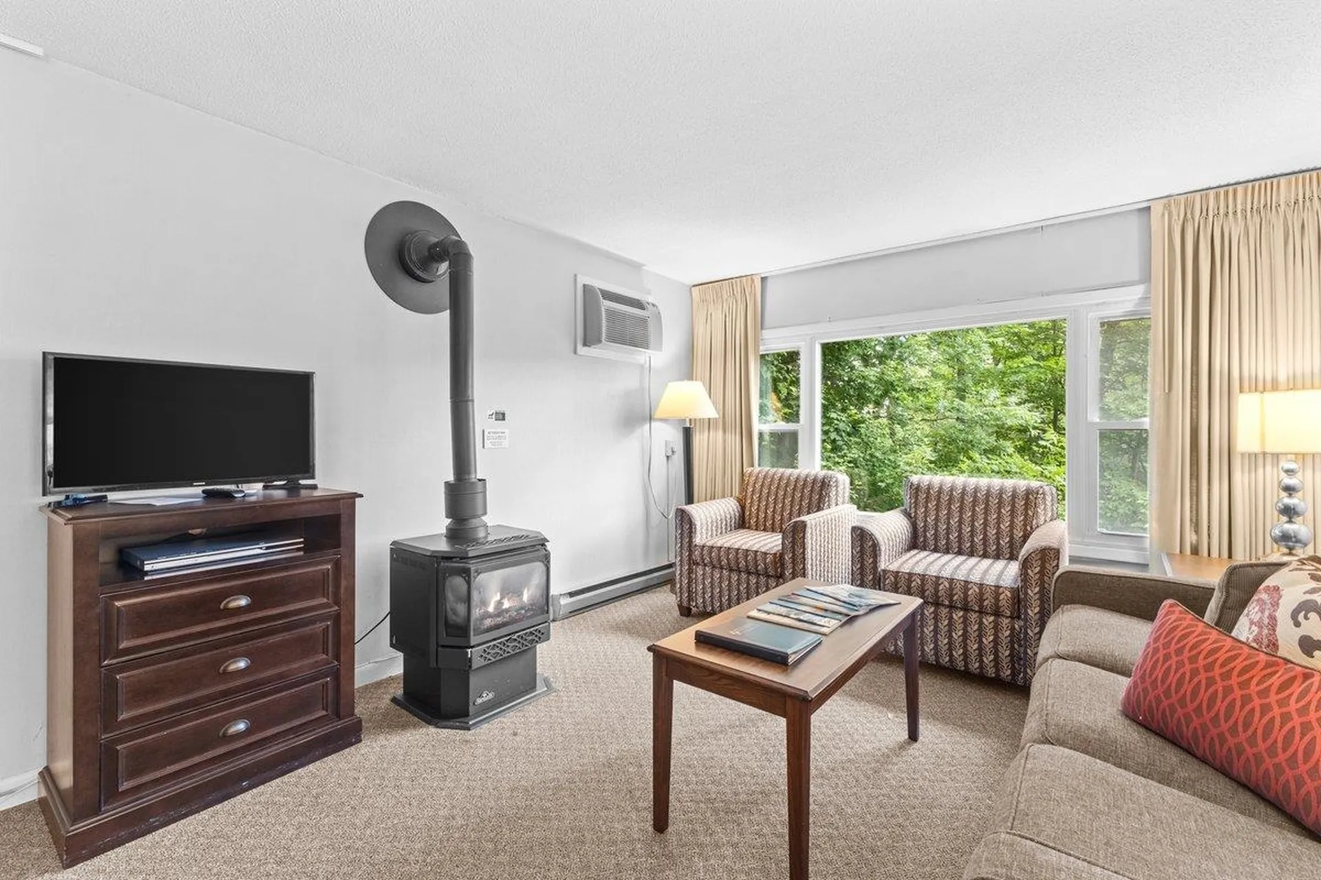 220 Mountainside Drive Stowe VT 05672
