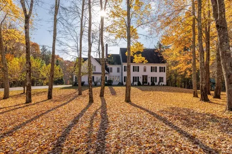 84 Stratham Heights Road Stratham NH 03885