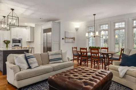 84 Stratham Heights Road Stratham NH 03885