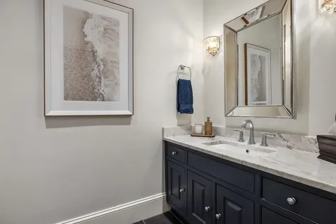 84 Stratham Heights Road Stratham NH 03885