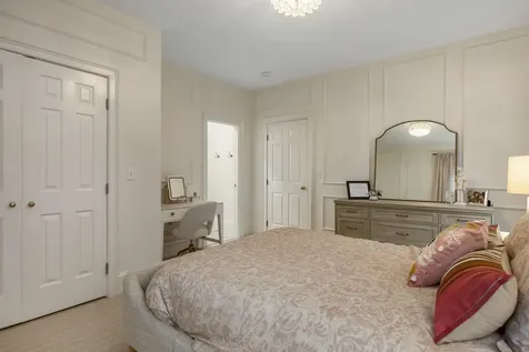 84 Stratham Heights Road Stratham NH 03885