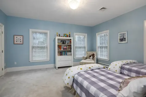 84 Stratham Heights Road Stratham NH 03885