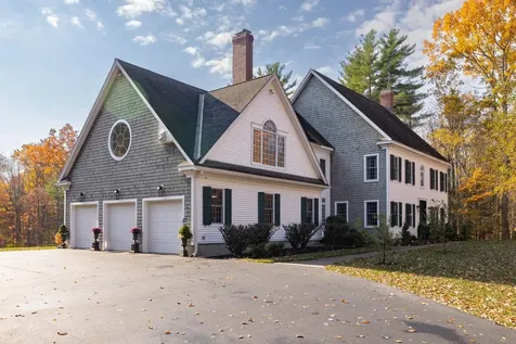 84 Stratham Heights Road Stratham NH 03885