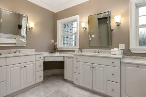 84 Stratham Heights Road Stratham NH 03885