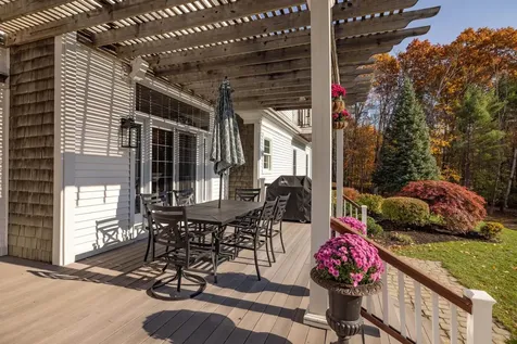 84 Stratham Heights Road Stratham NH 03885