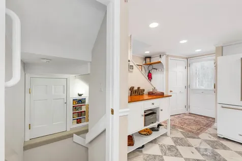 19 Wawbeek Road Tuftonboro NH 03850