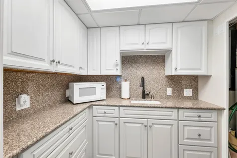 19 Wawbeek Road Tuftonboro NH 03850