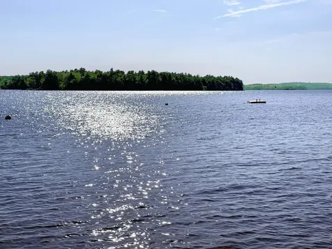 19 Wawbeek Road Tuftonboro NH 03850