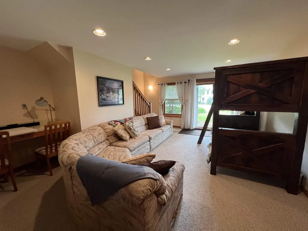 83B Greenspring Road Dover VT 05356