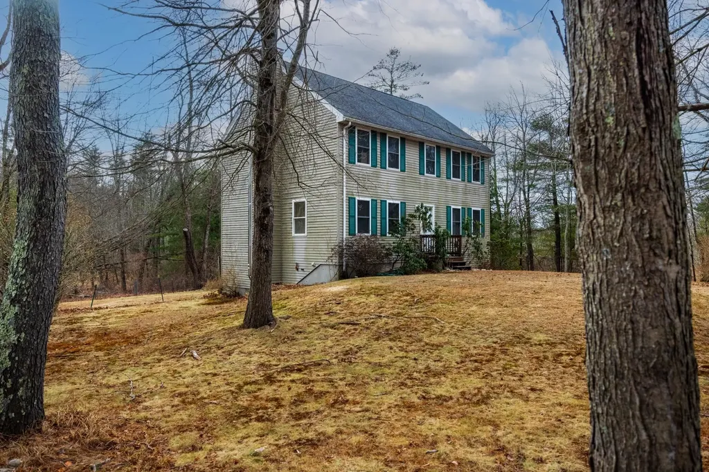 64 Crane Crossing Road Newton NH 03858