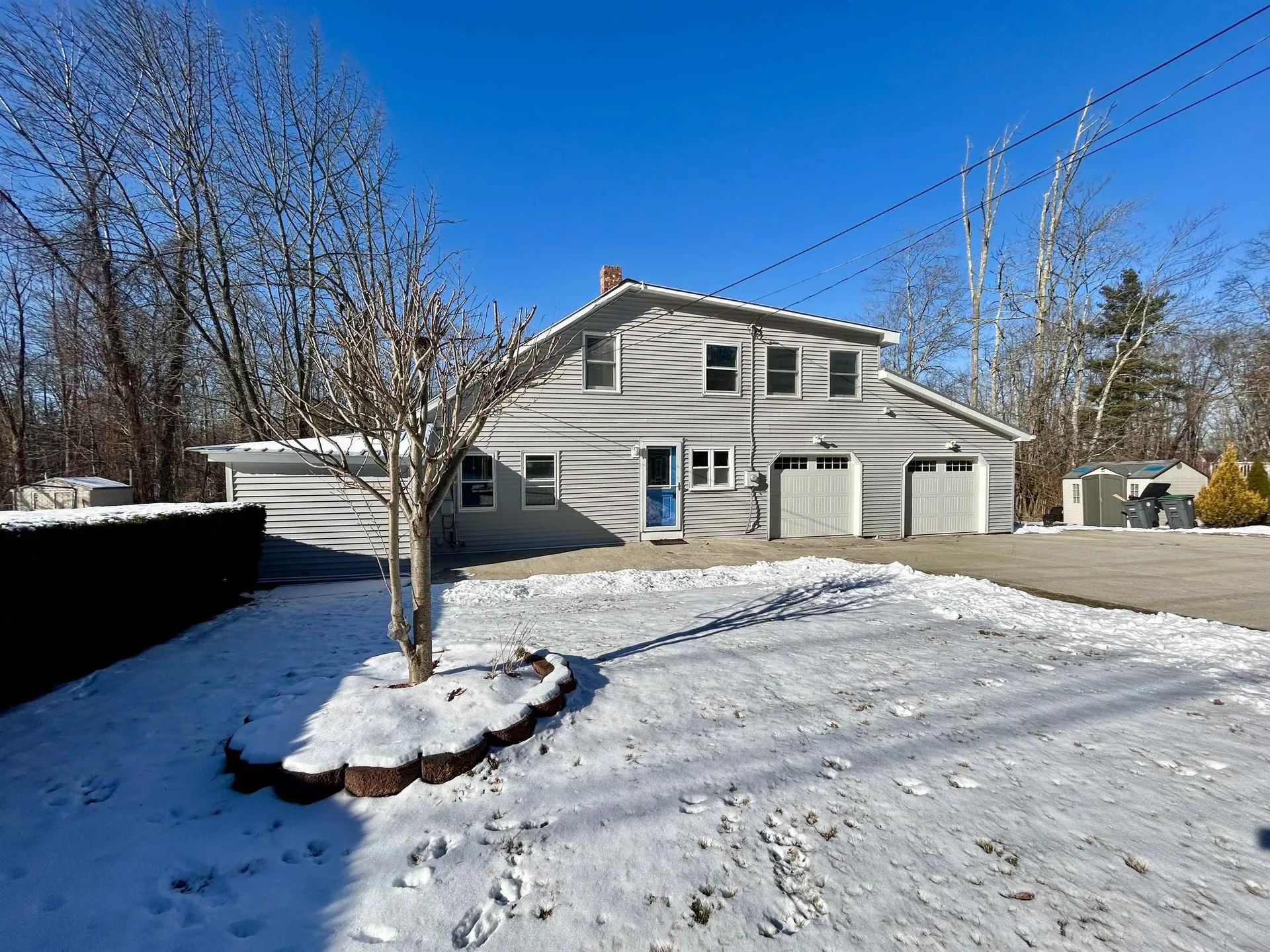 100 Mammoth Road Hooksett NH 03106