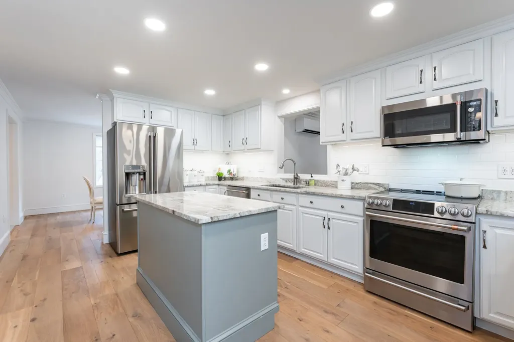 2 Joseph Prince Lane Amherst NH 03031