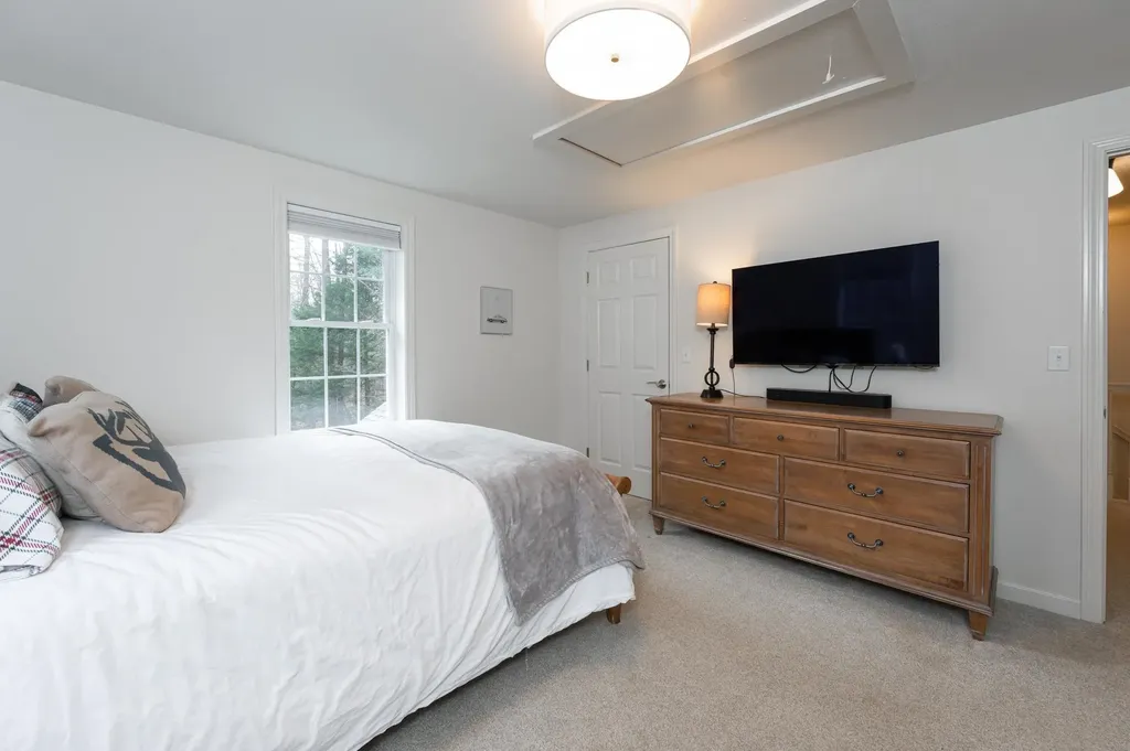 2 Joseph Prince Lane Amherst NH 03031