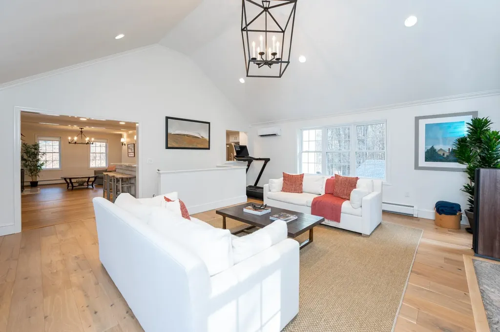 2 Joseph Prince Lane Amherst NH 03031