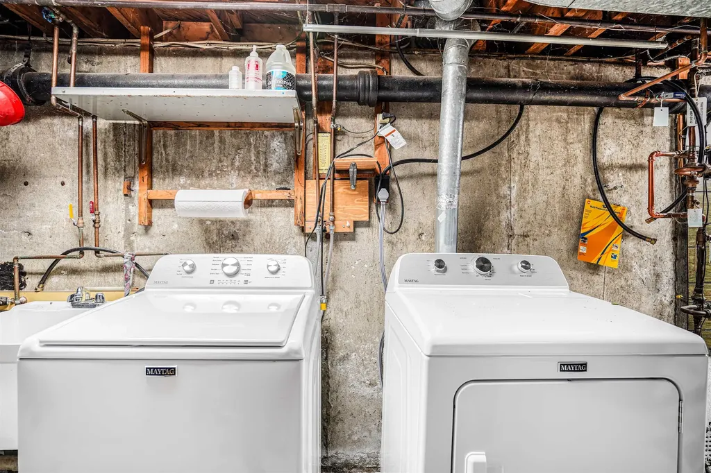 80 Overland Street Manchester NH 03103