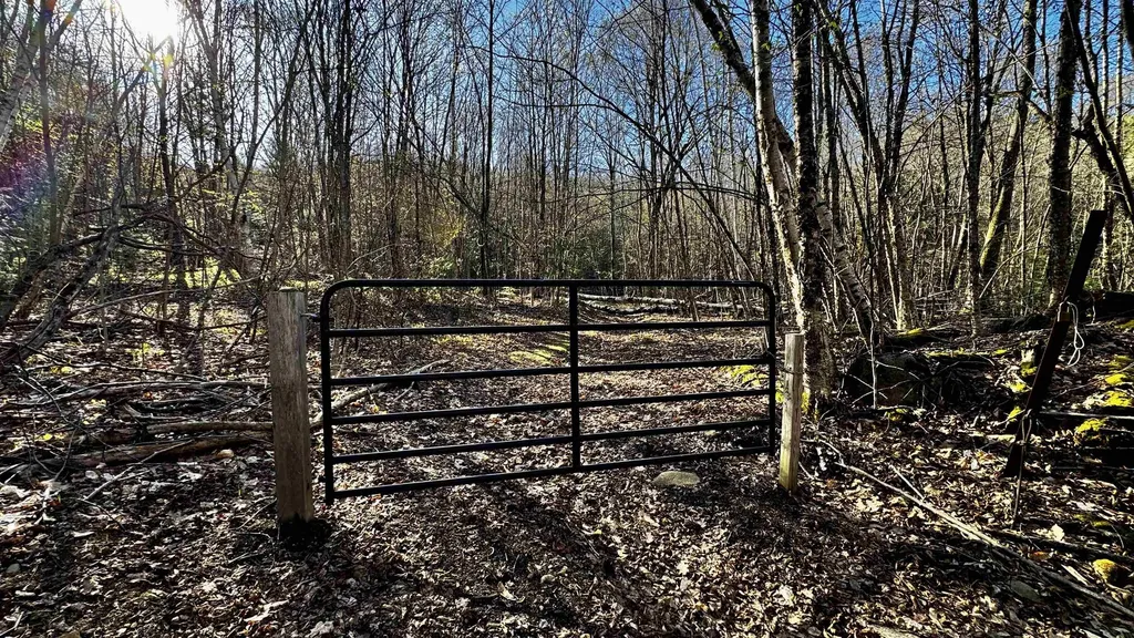 000 Thistle Road Gilmanton NH 03237