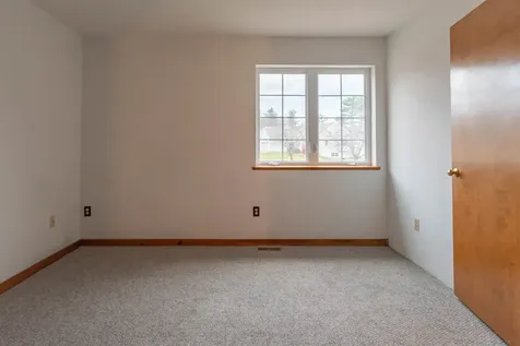 9 Molly Lane Atkinson NH 03811