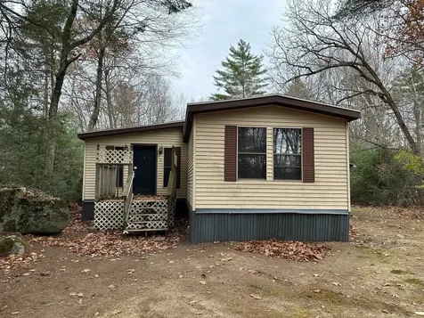 696 Long Shores Drive Barrington NH 03825