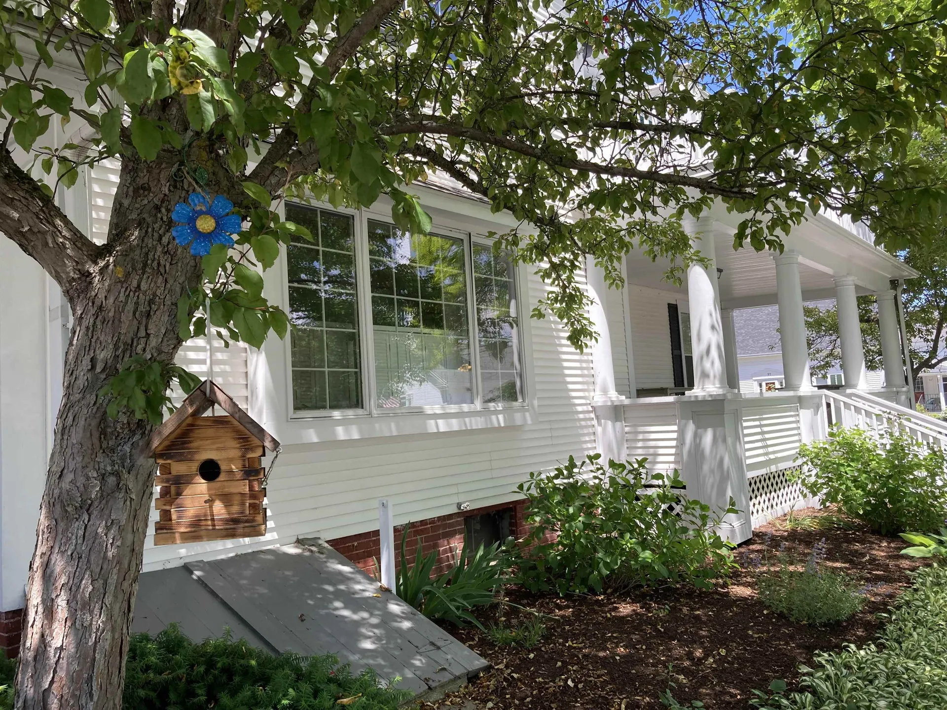 98 North Main Street Wolfeboro NH 03894