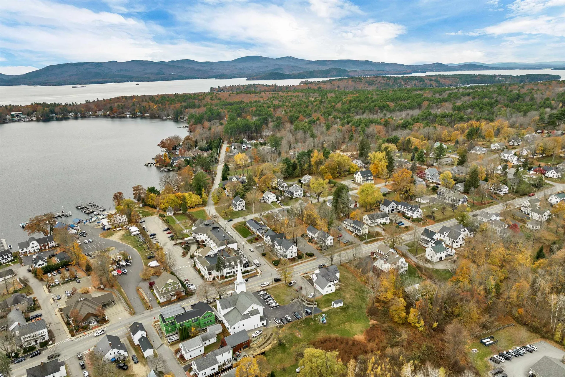 98 North Main Street Wolfeboro NH 03894