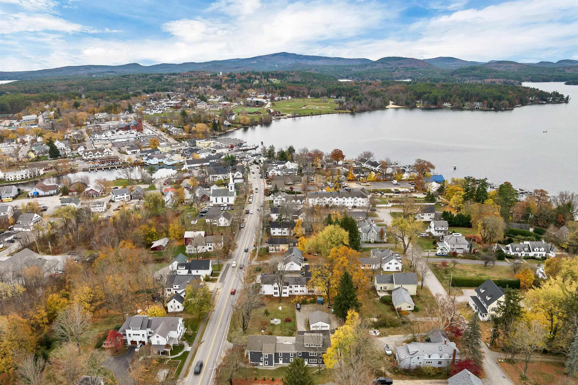 98 North Main Street Wolfeboro NH 03894