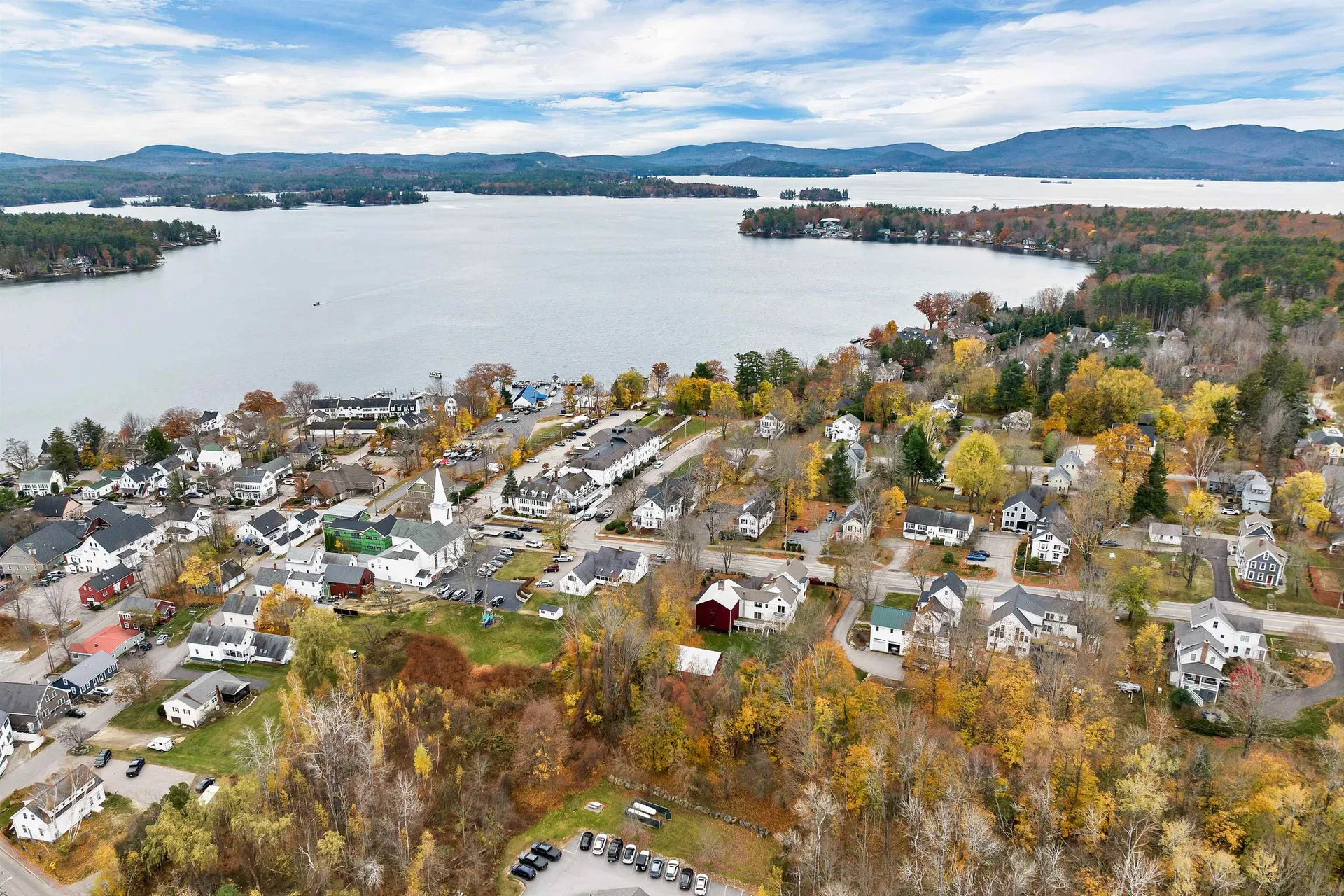 98 North Main Street Wolfeboro NH 03894