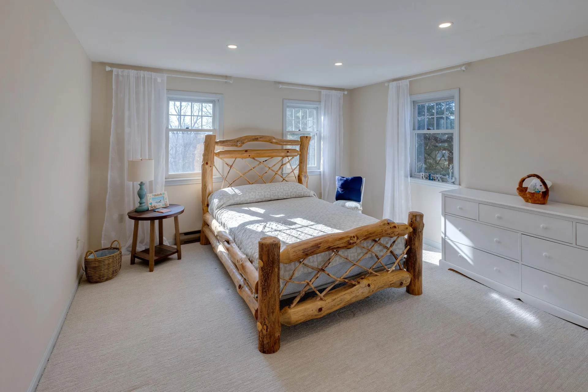 3 Troon Terrace Holderness NH 03245