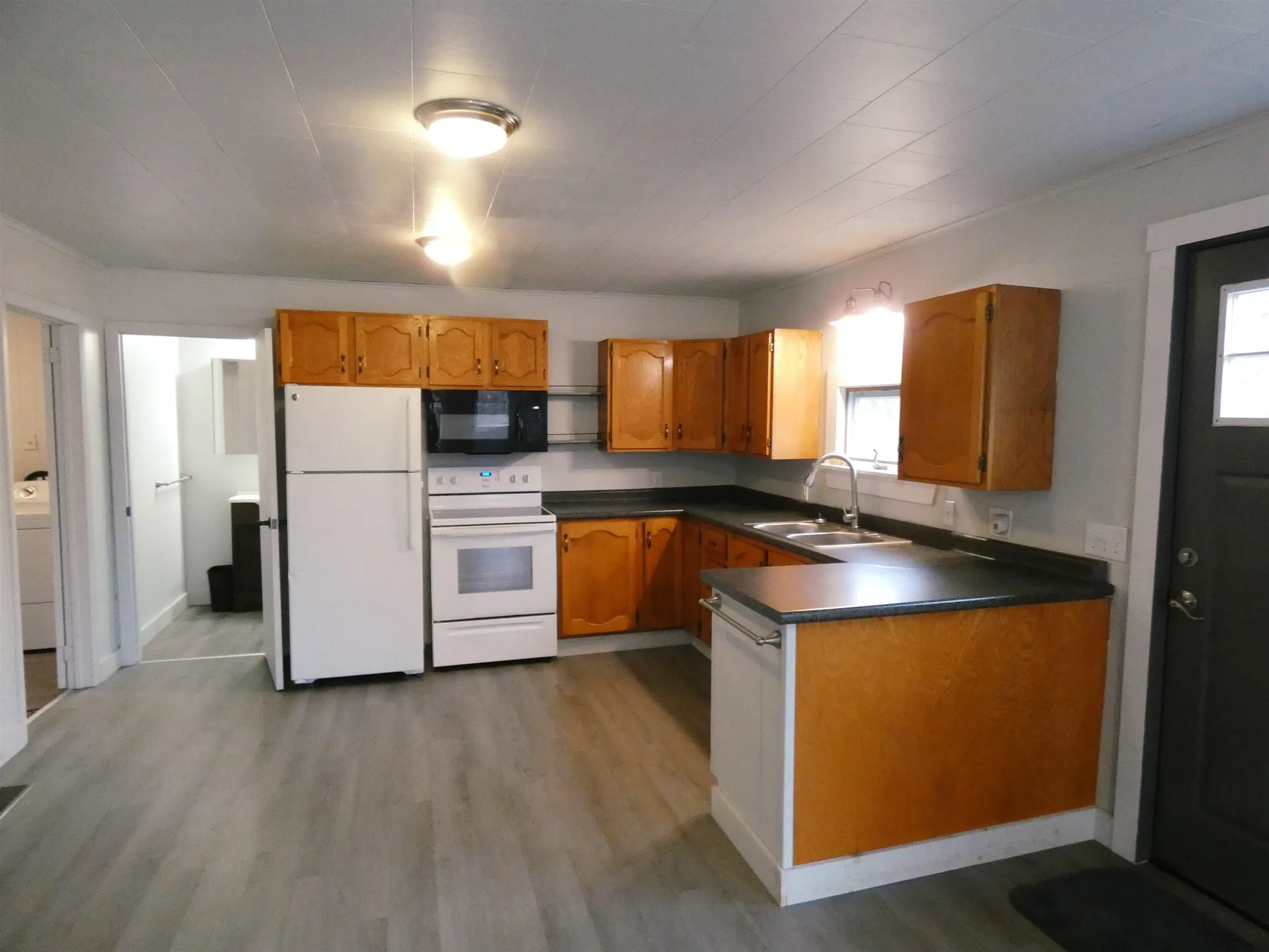 740 Center Road Albany VT 05820