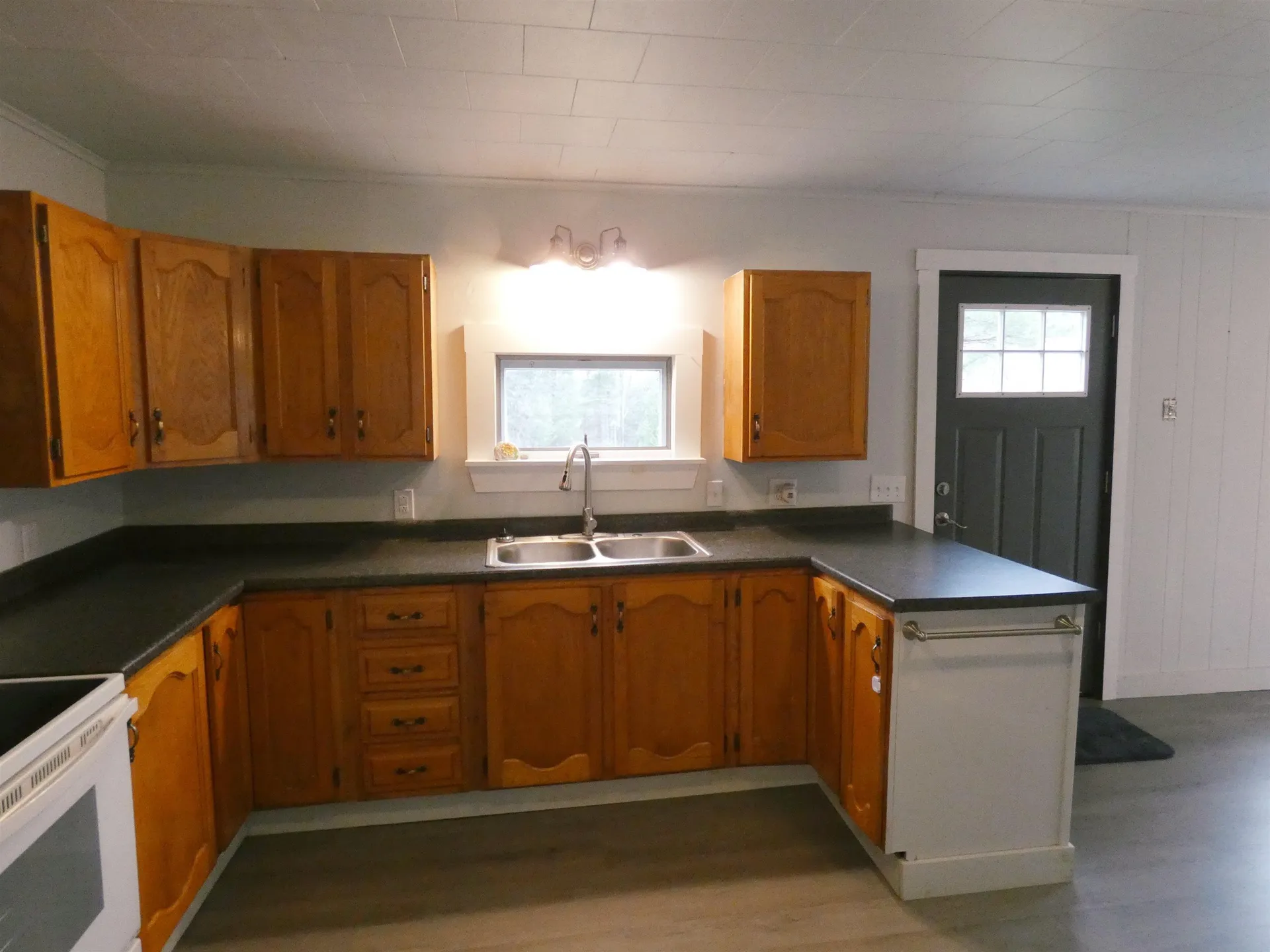 740 Center Road Albany VT 05820