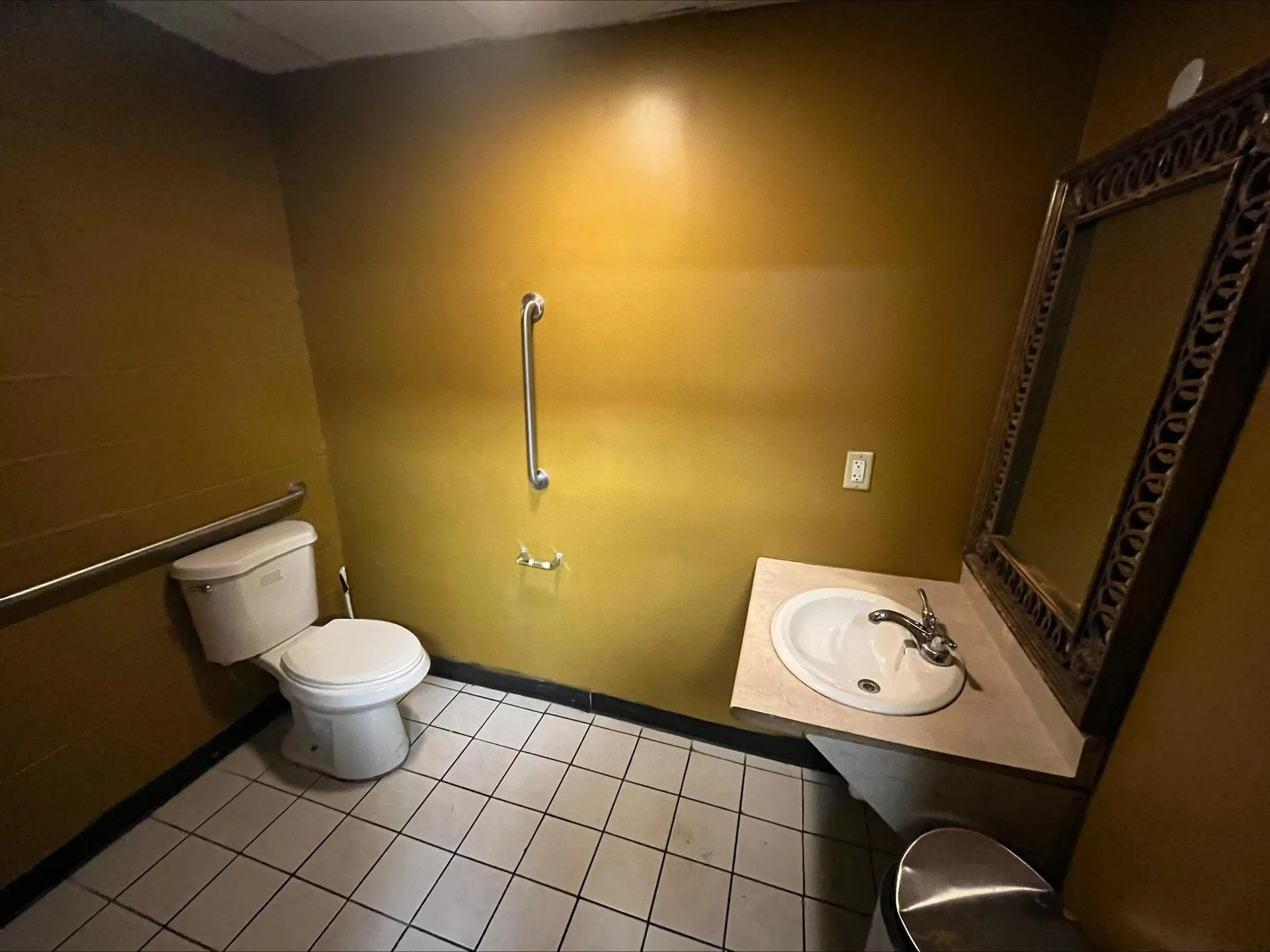 245 Maple Street Manchester NH 03103