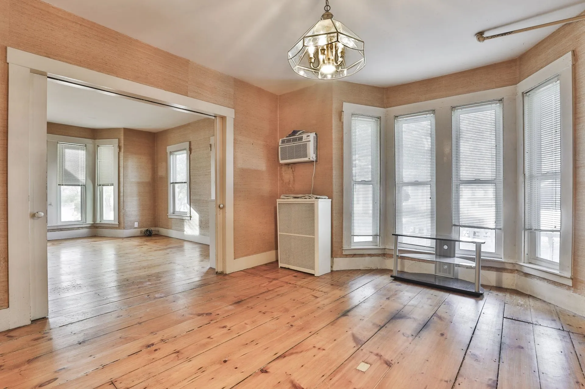 5 Rogers Street Nashua NH 03064